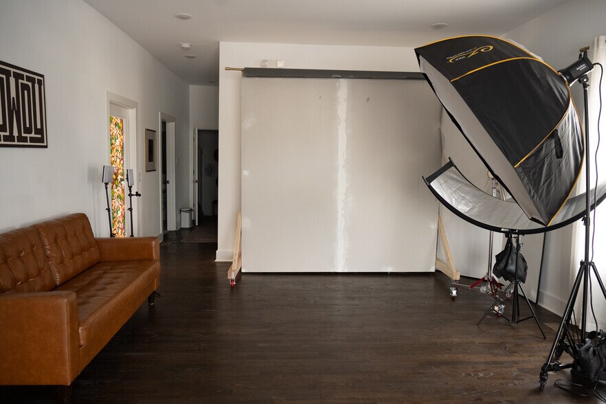 More Photos Of 1204 S Main St, Columbia Loft Creative Space For Lease