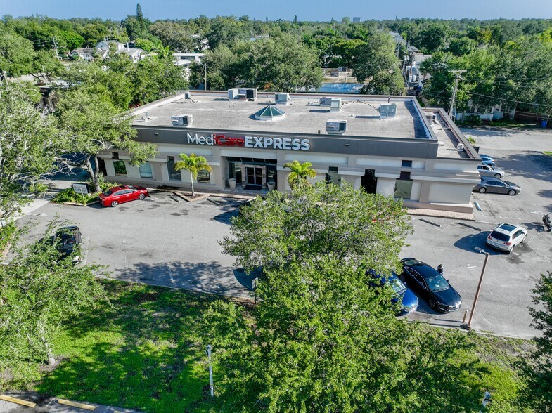 More Photos Of 1033 Dr Martin Luther King Jr St N, Saint Petersburg Medical For Sale