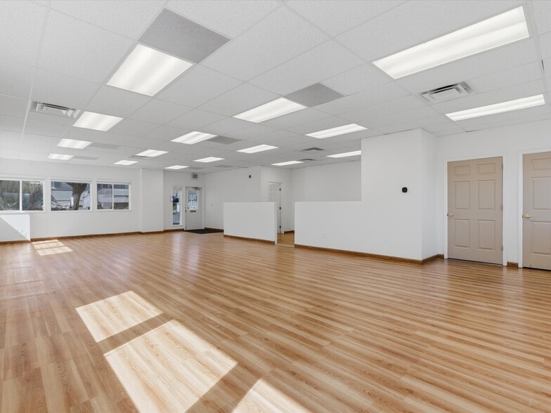 More Photos Of 2225 Green Vista Blvd, Sparks Office For Sale