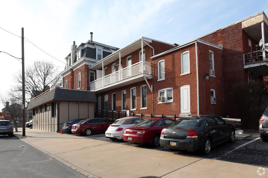 More Photos Of 701 N Duke St, Lancaster Office Residential For Sale