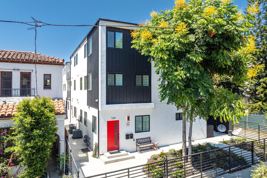 Primary Photo Of 1341 N Mariposa Ave, Los Angeles Apartments For Sale