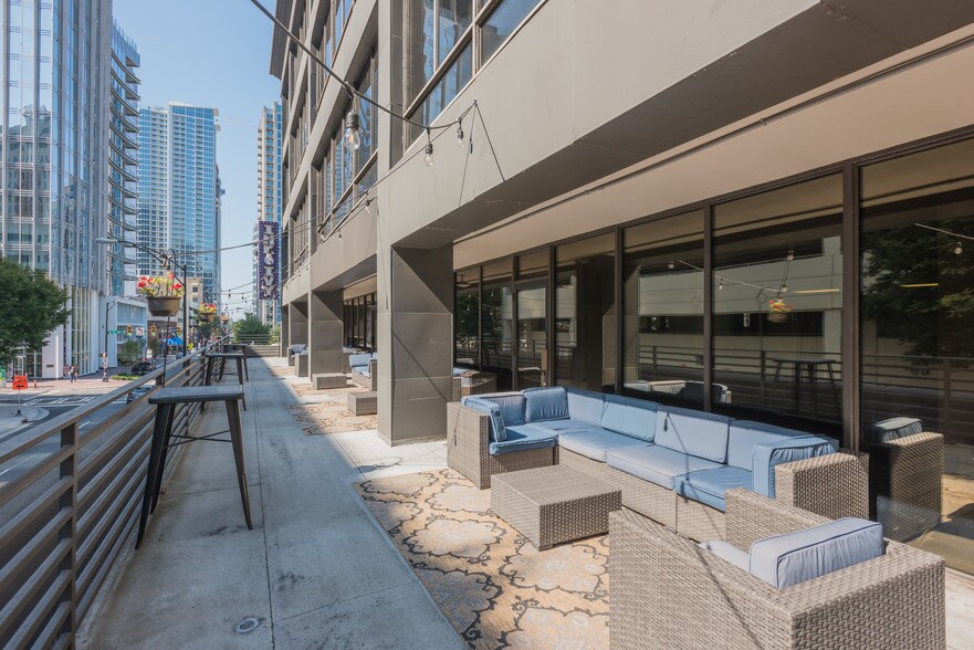 More Photos Of 222 S Church St, Charlotte Office For Lease
