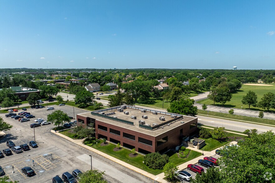 More Photos Of 1725 S Naperville Rd, Wheaton Medical For Lease