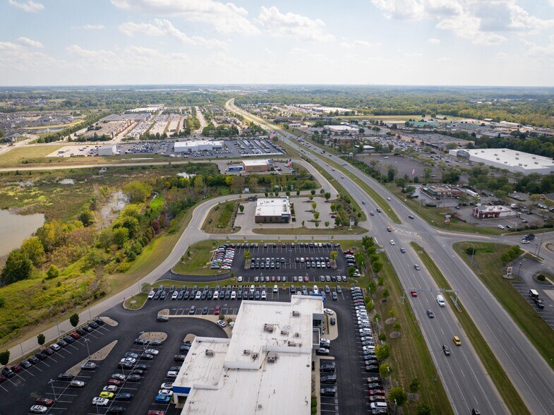More Photos Of 17535 Terry Lee Crossing, Noblesville Freestanding For Lease