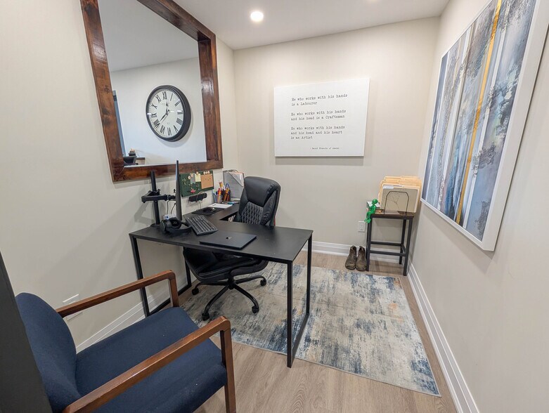 More Photos Of 172-174 Eastchester Ave, St Catharines Medical For Lease
