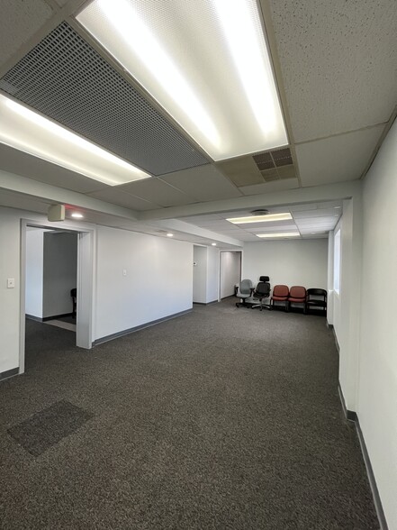 More Photos Of 29111 Harper Ave, Saint Clair Shores Office For Lease