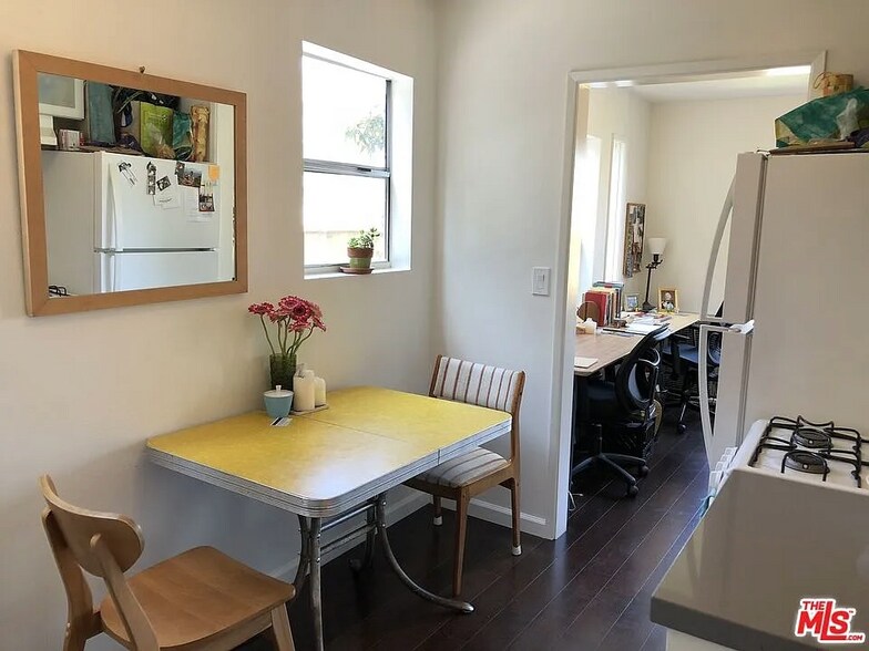 More Photos Of 834 Laguna Ave, Los Angeles Multifamily For Sale