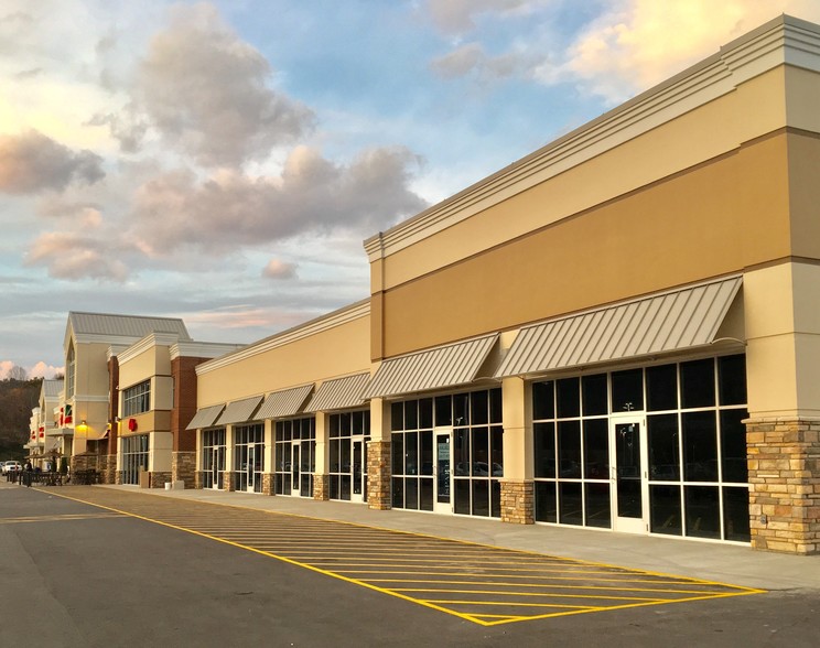 Primary Photo Of 201 Barber Blvd, Waynesville General Retail For Lease