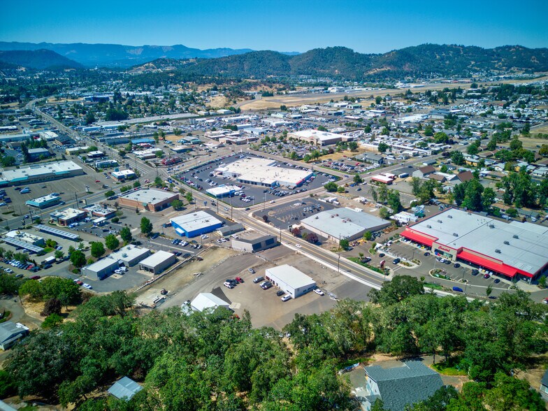 More Photos Of 797 NE Garden Valley Blvd, Roseburg Land For Sale