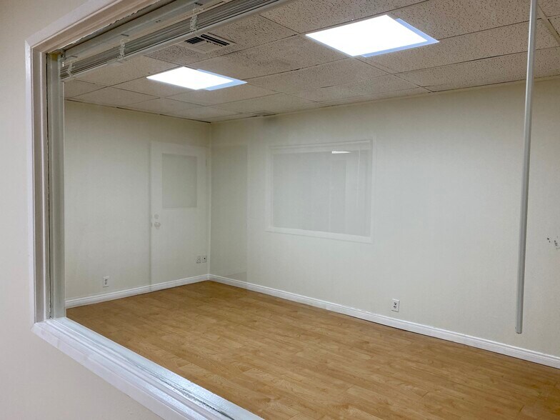 More Photos Of 512 E Wilson Ave, Glendale Office For Lease