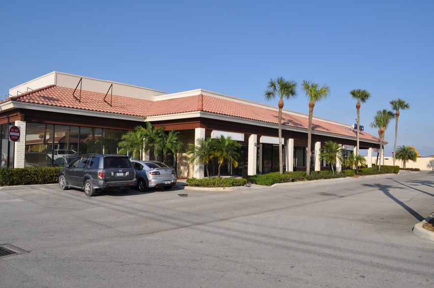 More Photos Of 842-878 N Military Trl, West Palm Beach Unknown For Lease