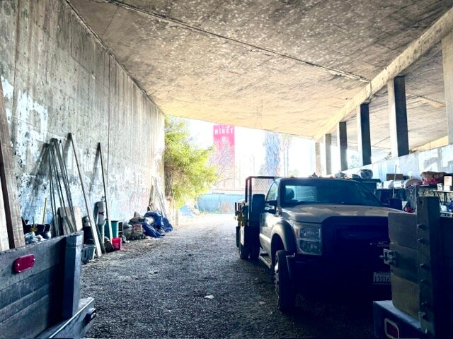 More Photos Of 3001 Delay Dr, Los Angeles Land For Lease