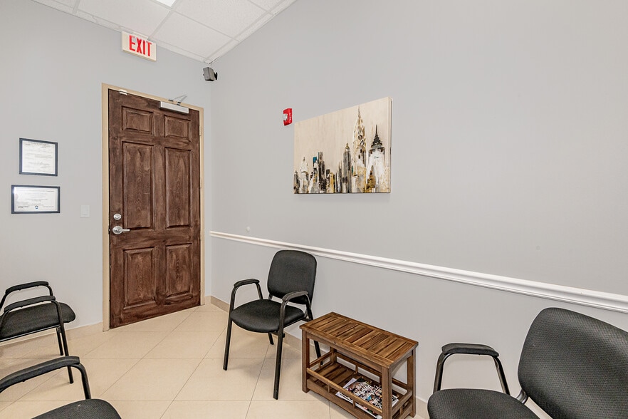 More Photos Of 7301 Wiles Rd, Coral Springs Medical For Sale