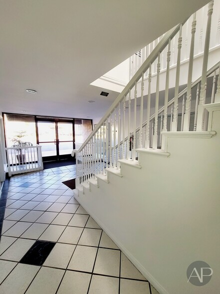 More Photos Of 3772 Katella Ave, Los Alamitos Medical For Lease