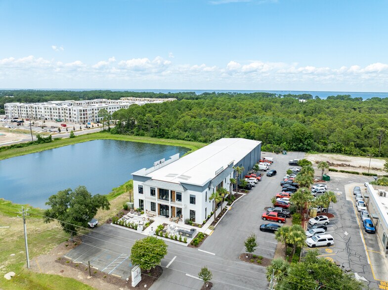 More Photos Of 12870 US Hwy 98, Miramar Beach Showroom For Sale