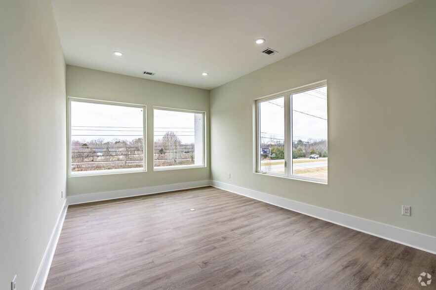 More Photos Of 5824 New Nashville Hwy, Murfreesboro Warehouse For Sale