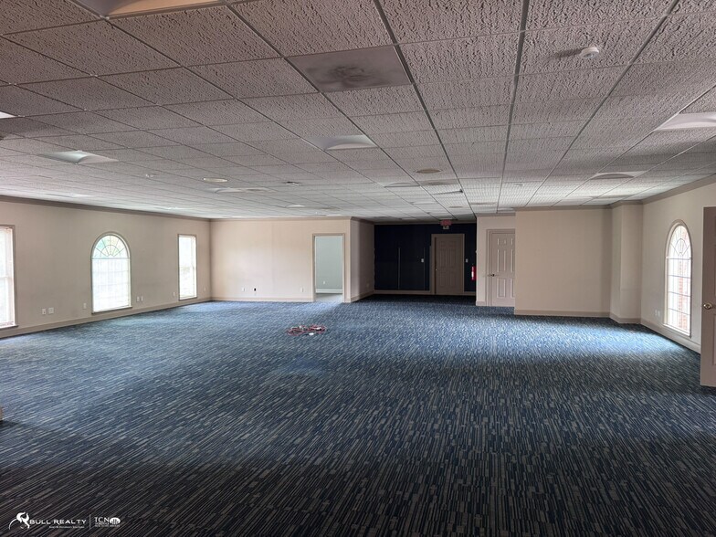More Photos Of 3495 Holcomb Bridge Rd, Peachtree Corners Office For Sale