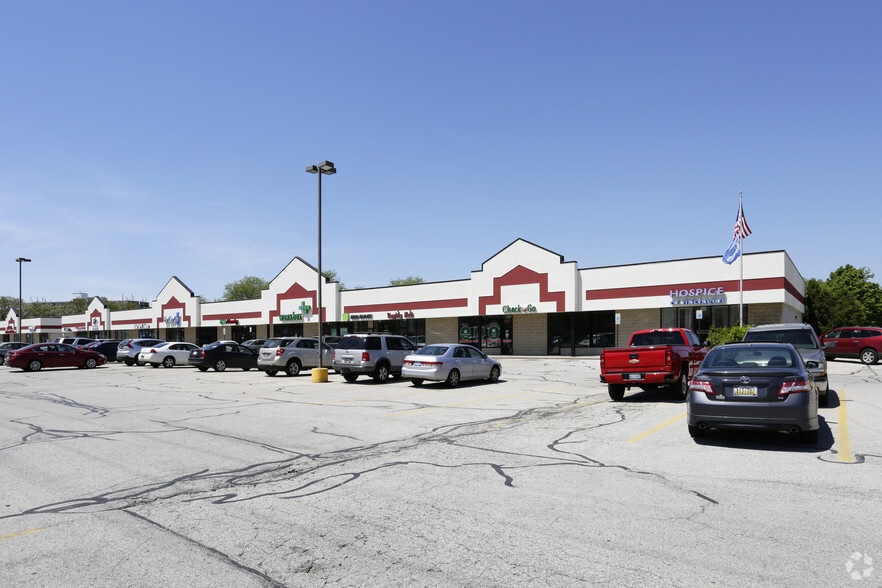 More Photos Of 1930 E Apple Ave, Muskegon Unknown For Lease