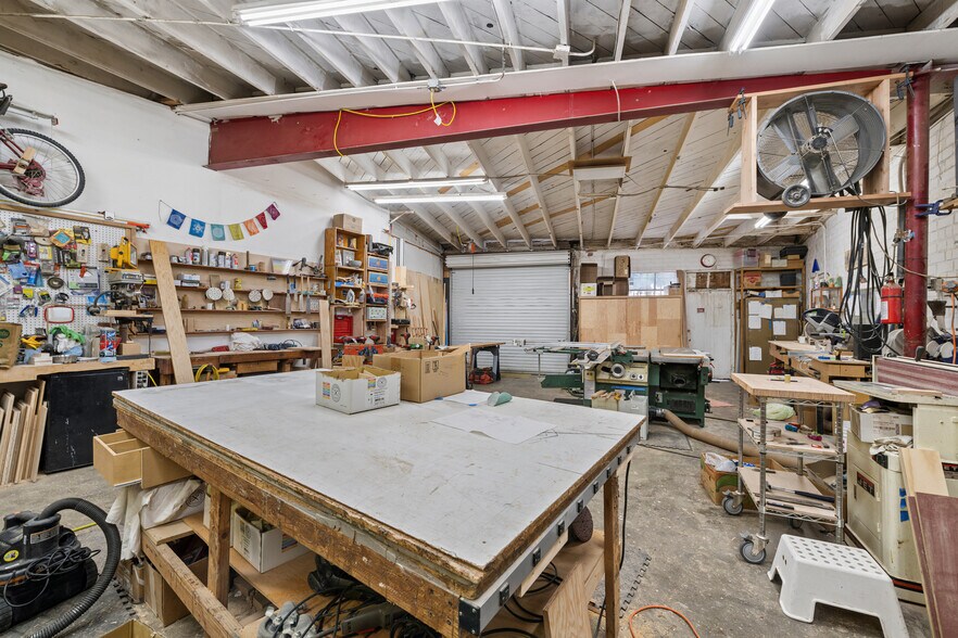 More Photos Of 5363 Venice Blvd, Los Angeles Auto Repair For Sale