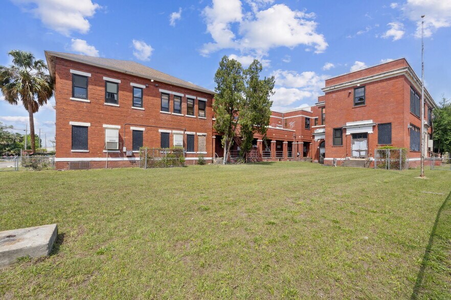 More Photos Of 1221 E 16th St, Jacksonville Schools For Sale