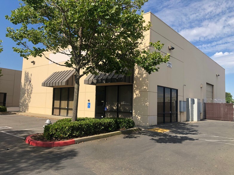 More Photos Of 4 Wayne Ct, Sacramento Warehouse For Lease