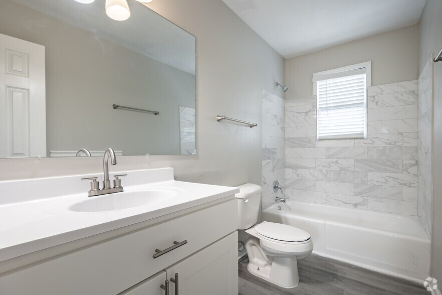 More Photos Of 661 Sherwood Dr, Jonesboro Apartments For Sale