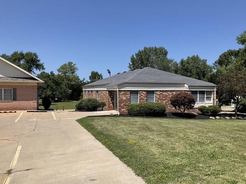 More Photos Of , Elyria Unknown For Sale