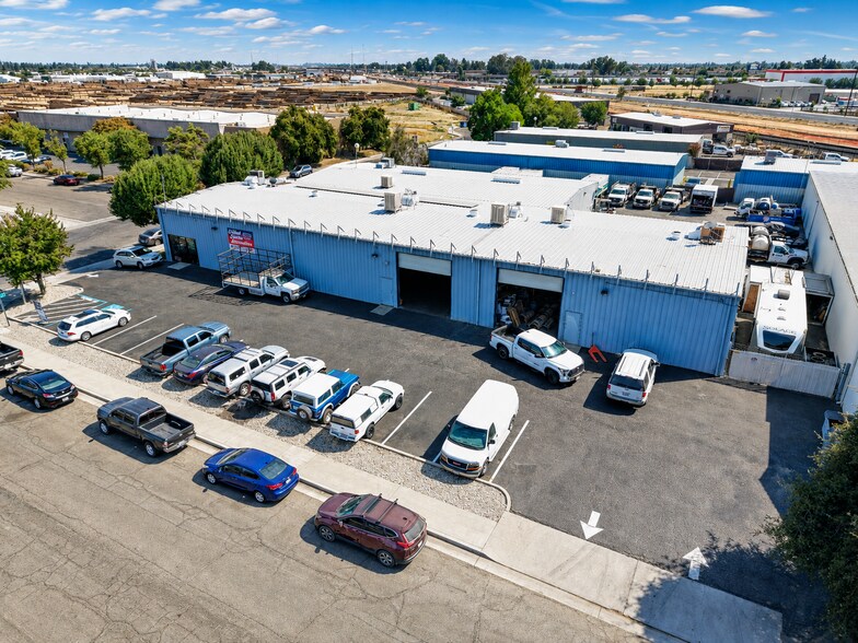 More Photos Of 4567 N Bendel Ave, Fresno Service For Lease