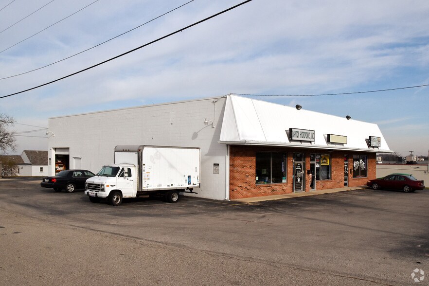 More Photos Of 3856-3860 Miamisburg Centerville Rd, Dayton Freestanding For Lease