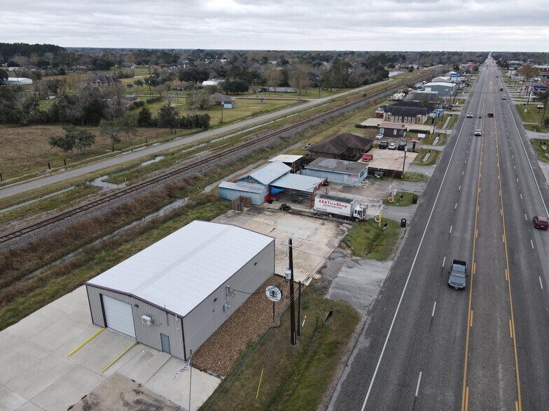 More Photos Of 13111 Highway 6, Santa Fe Freestanding For Sale