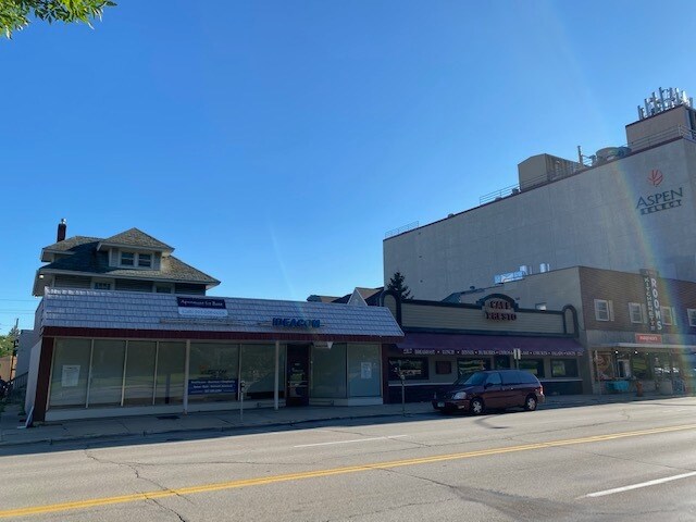 More Photos Of 1227 2nd St SW, Rochester Storefront For Lease