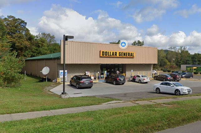 More Photos Of 575 Broad St, Waverly Freestanding For Sale