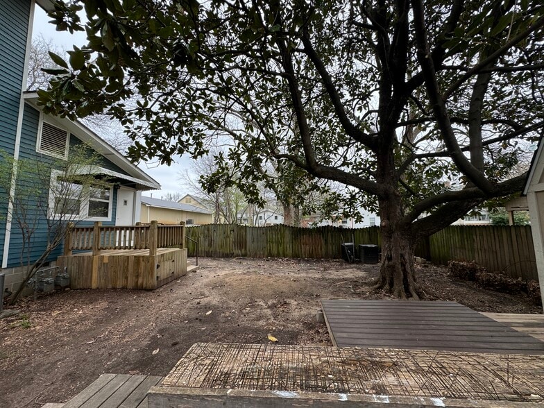 More Photos Of 224 W Chickasaw St, Tahlequah Hospitality For Sale