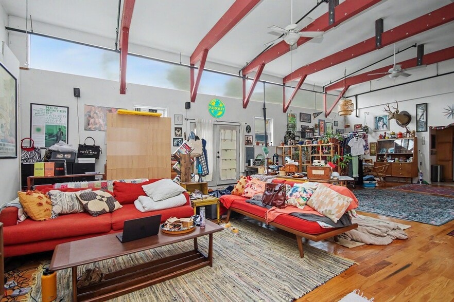 More Photos Of 907-911 South St, Peekskill Storefront Retail Office For Sale