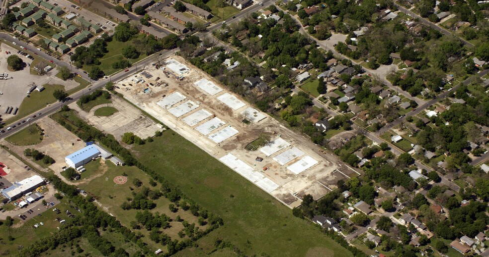 More Photos Of 1023 Springdale Rd, Austin Office For Lease