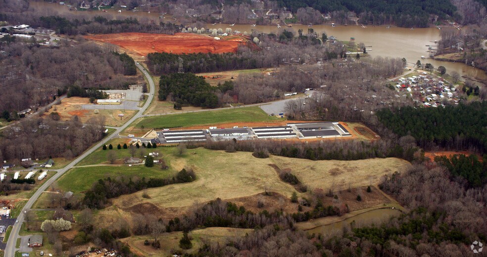 More Photos Of 6477 E NC 150 Hwy, Sherrills Ford Self Storage For Lease