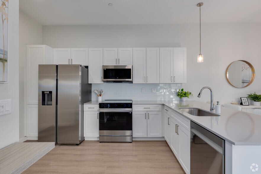 More Photos Of 4630 N 23rd Ave, Phoenix Apartments For Sale