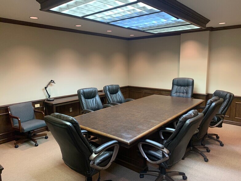 More Photos Of 620 E Twiggs St, Tampa Office For Lease
