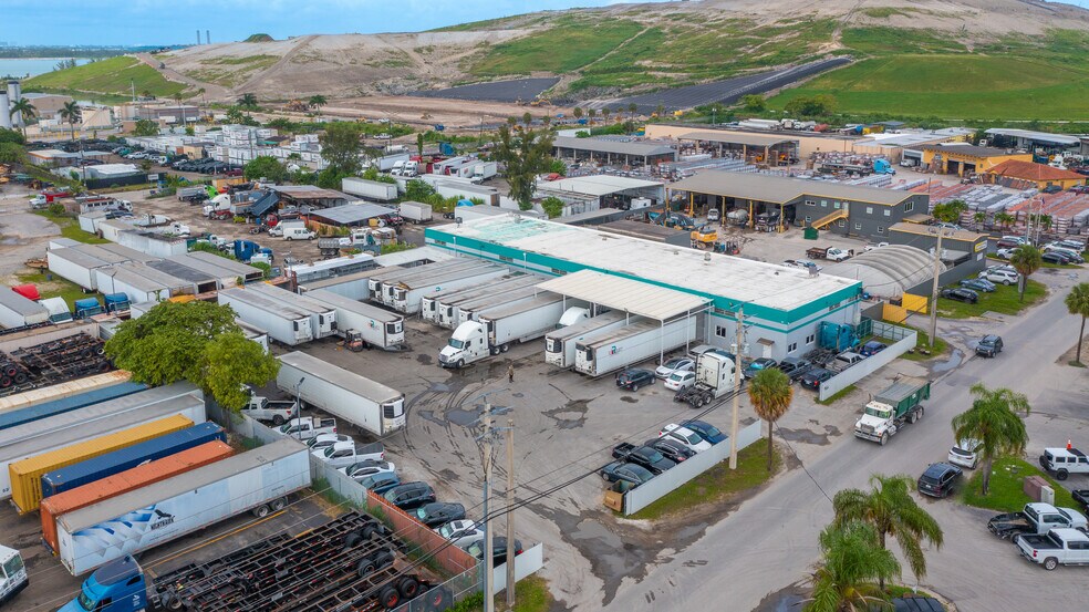 More Photos Of 9000 NW 97th Ter, Medley Manufacturing For Sale