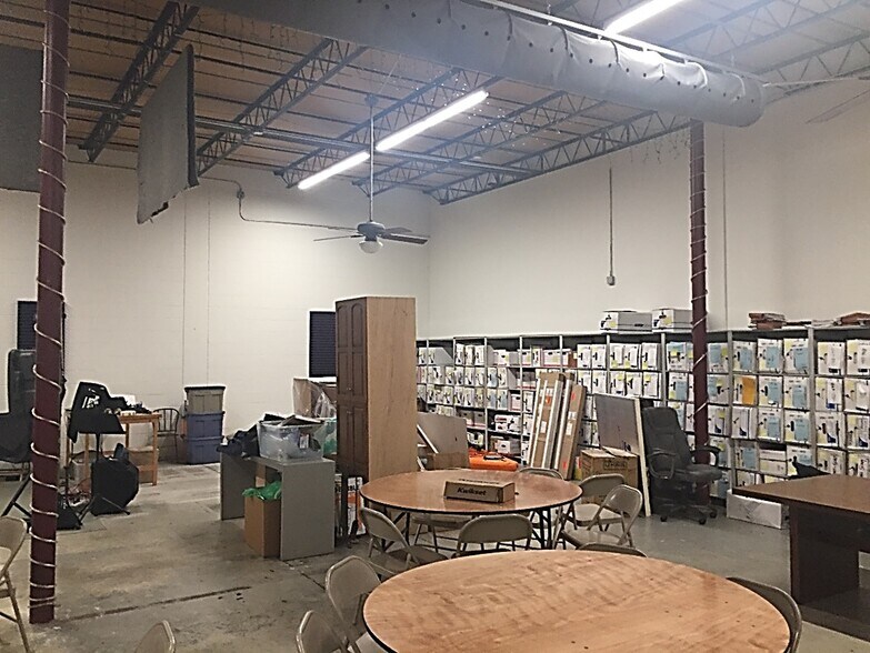 More Photos Of 2609 W De Leon St, Tampa Office For Lease