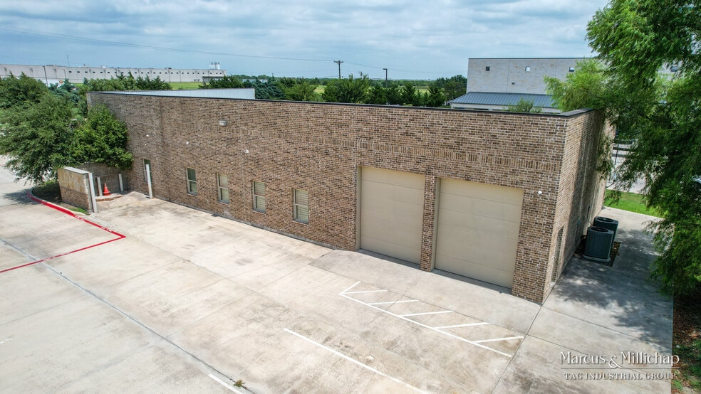 More Photos Of 3275-3285 Springer Ln, Rockwall Warehouse For Sale