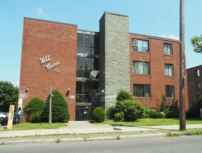 Primary Photo Of 76 Webster St, Hartford Apartments For Sale