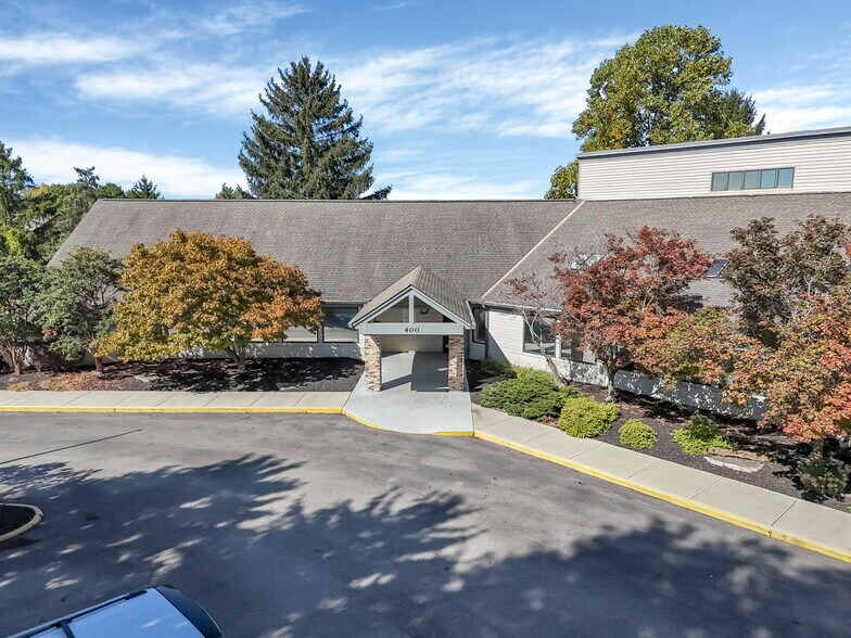 Primary Photo Of 400 Venture Dr, Lewis Center Office For Lease