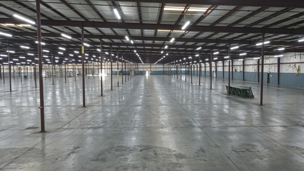 More Photos Of 234 Industrial Park Rd, Abbeville Manufacturing For Sale