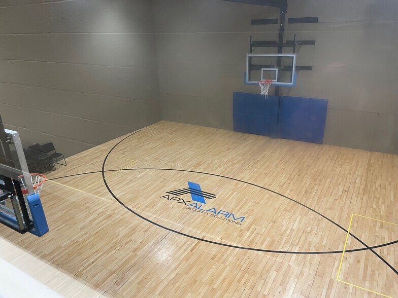 More Photos Of 246 E Fiddlers Canyon Rd, Cedar City Office For Sale