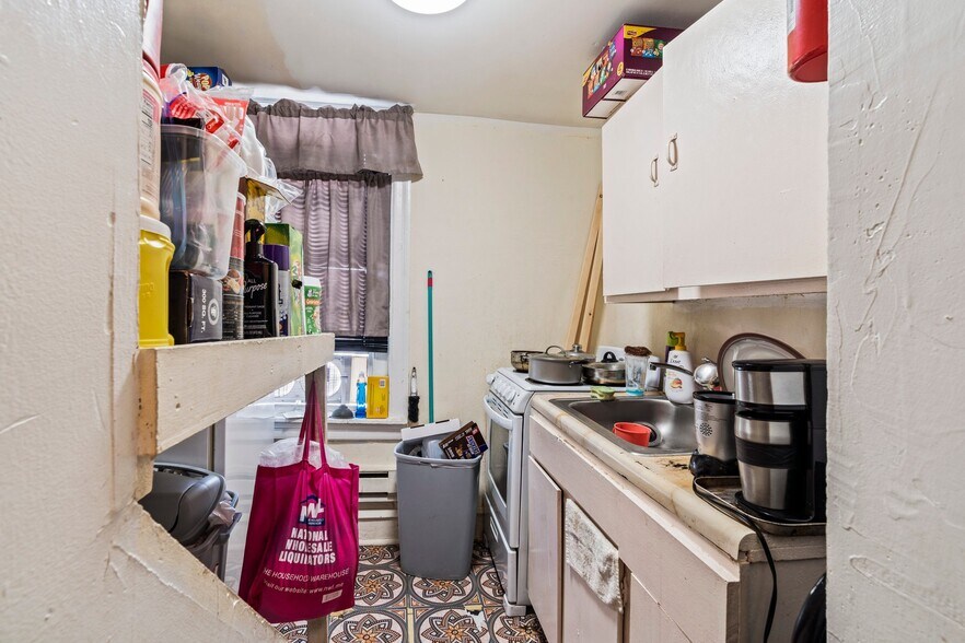 More Photos Of 129-131 E Roosevelt Blvd, Philadelphia Apartments For Sale