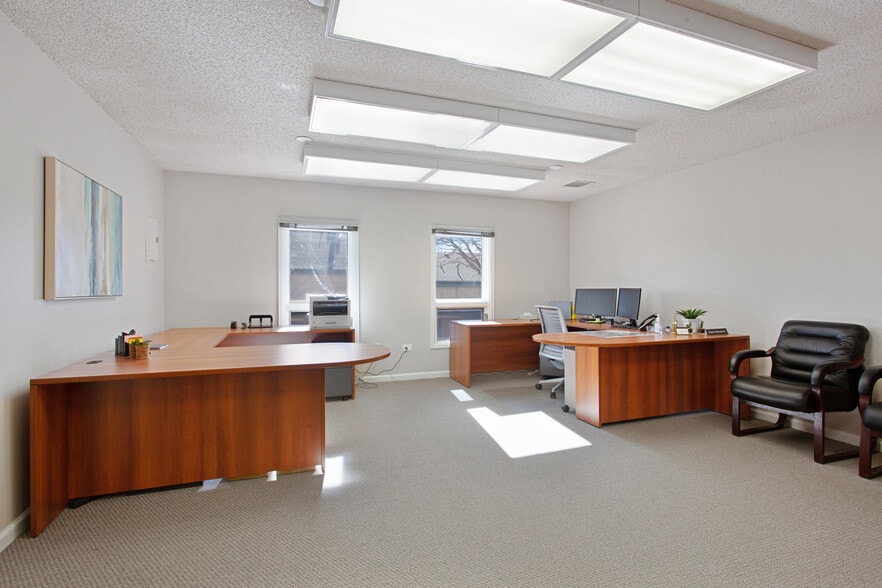 More Photos Of 840 Kinner St, Castle Rock Office For Lease