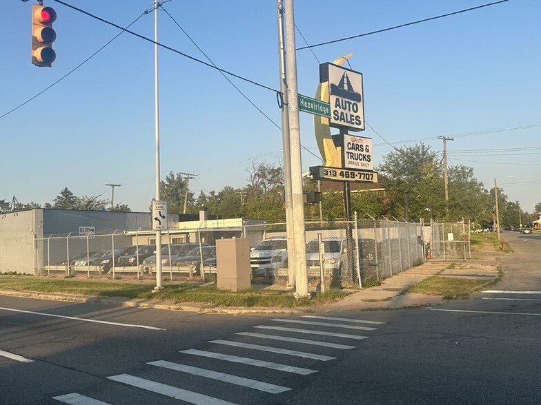 More Photos Of 13400 Gratiot Ave, Detroit Auto Dealership For Sale
