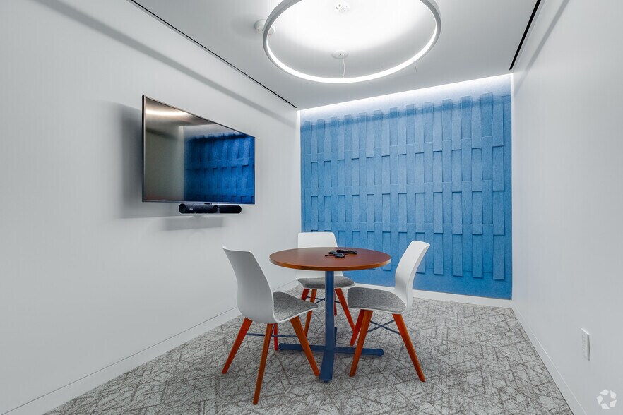 More Photos Of 1255 23rd St NW, Washington Office For Lease