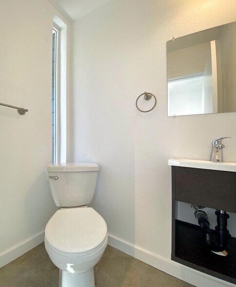 More Photos Of 446 Roberts St, Reno Multifamily For Sale